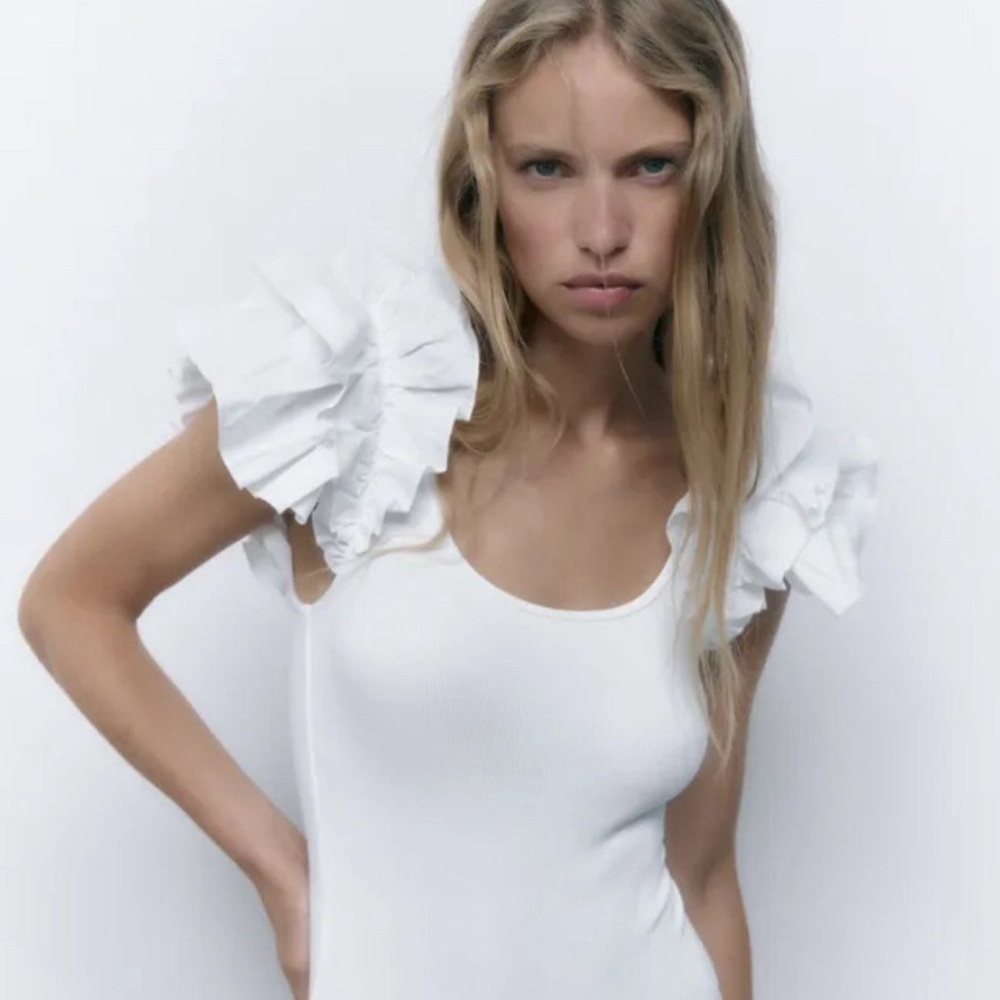 NWOT ZARA Ribbed Dramatic Layered Ruffle Sleeve Bodysuit - White - Sz M - Picture 2 of 8